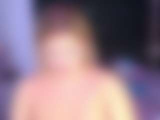 Live cam show with Alice - Blonde Hair on AdultVida.com