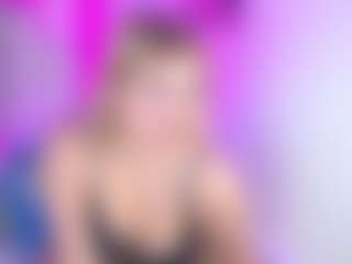 Live cam show with Alice - Bedroom Teen (18+) on Soda Cam