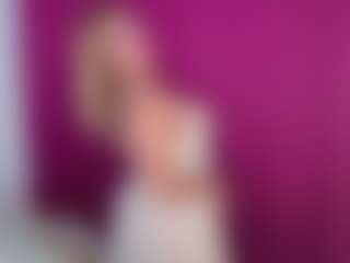 Live cam show with Alice - BBW on Dolls Live