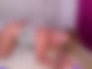 Live cam show with Alice - Bedroom on Camsoda