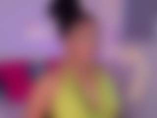 Live cam show with cloe-25 - Asshole on crypto-cams