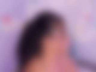 cloe-25's Live Sex Cam Show