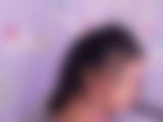 cloe-25's Live Sex Cam Show