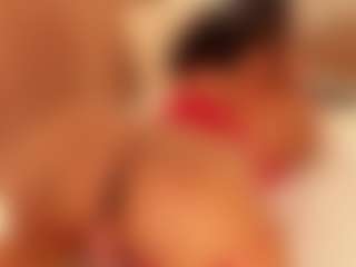cloe-25's Live Sex Cam Show