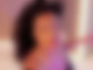 cloe-25's Live Sex Cam Show