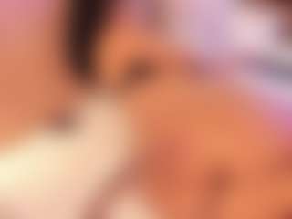 cloe-25's Live Sex Cam Show