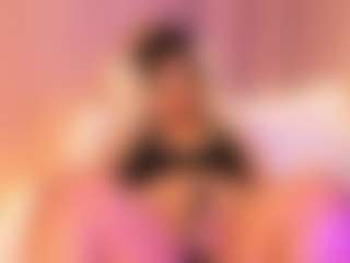 Live cam show with cloe-25 - Ebony on Uber Horny | colombia