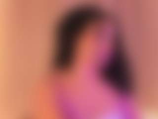 cloe-25's Live Sex Cam Show