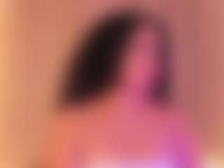 cloe-25's Live Sex Cam Show