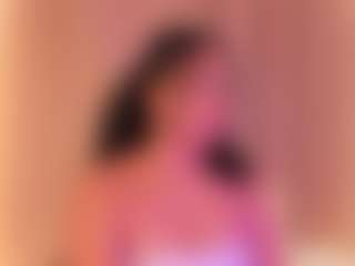 cloe-25's Live Sex Cam Show