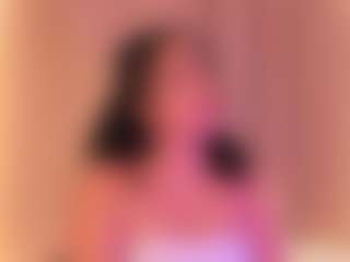 cloe-25's Live Sex Cam Show
