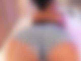 cloe-25's Live Sex Cam Show