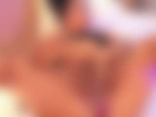 Live cam show with cloe-25 - Spank on Camsoda
