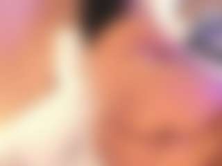cloe-25's Live Sex Cam Show