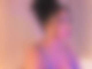 cloe-25's Live Sex Cam Show