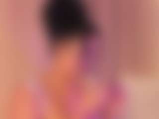cloe-25's Live Sex Cam Show
