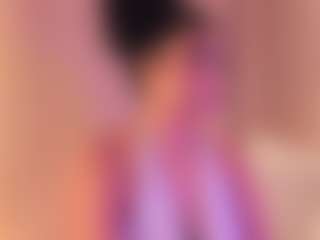 cloe-25's Live Sex Cam Show