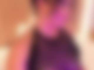 cloe-25's Live Sex Cam Show