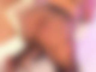 Live cam show with cloe-25 - Ebony on chickslive.net | colombia