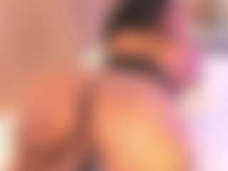 cloe-25's Live Sex Cam Show
