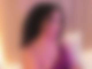 cloe-25's Live Sex Cam Show