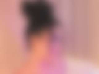 cloe-25's Live Sex Cam Show