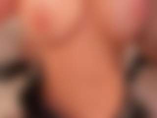 Madeline Fox's Live Sex Cam Show