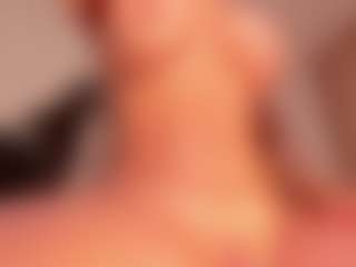 Live cam show with Madeline Fox - Handjob on Camsoda