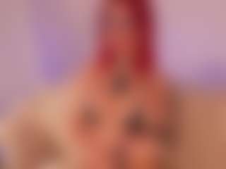 Live cam show with Madeline Fox - Fingers on Dare Cams