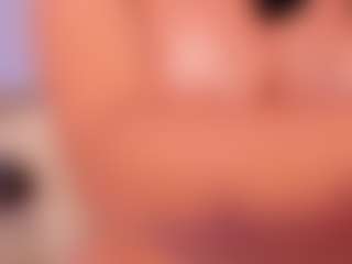 Live cam show with Madeline Fox - Petite on Camsoda