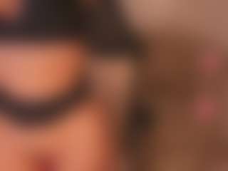 Live cam show with Madeline Fox - Petite on TeamSkeetLive