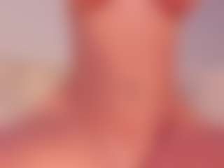 Live cam show with Madeline Fox - Latex on Dolls Live