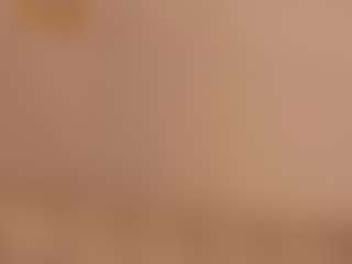 Live cam show with Madeline Fox - Petite on CamSodaAdn