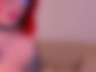 Live cam show with Madeline Fox - Petite on SpunkLive