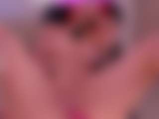 Madeline Fox's Live Sex Cam Show