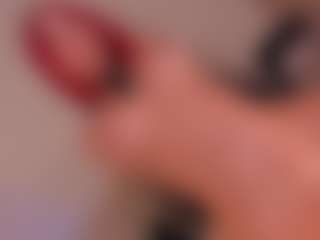 Madeline Fox's Live Sex Cam Show