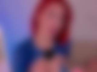 Live cam show with Madeline Fox - Fingers on Camsoda