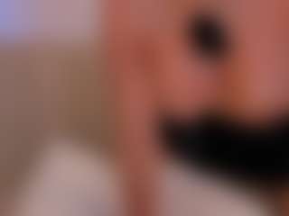 Madeline Fox's Live Sex Cam Show