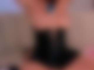 Madeline Fox's Live Sex Cam Show