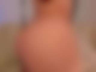 Live cam show with Madeline Fox - Red Hair Amateur on crypto-cams