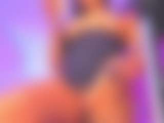 Oliviaa's Live Sex Cam Show