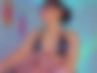 Live cam show with Oliviaa - Petite on Fling VIP Chat