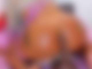Heidy Wills's Live Sex Cam Show