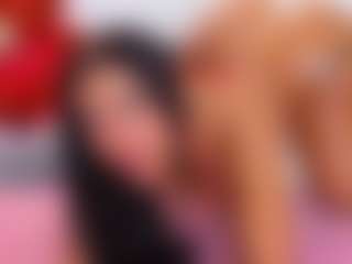 Heidy Wills's Live Sex Cam Show