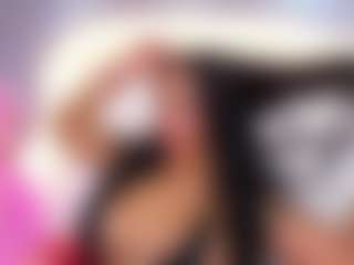 Live cam show with Heidy Wills - Inked on camwithhim.com