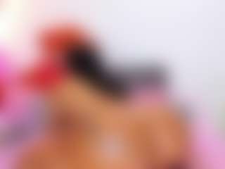 Heidy Wills's Live Sex Cam Show