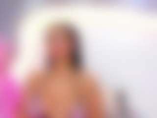 Heidy Wills's Live Sex Cam Show