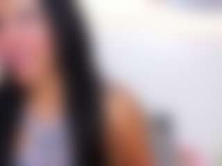 Heidy Wills's Live Sex Cam Show