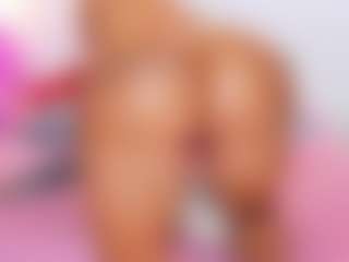 Heidy Wills's Live Sex Cam Show