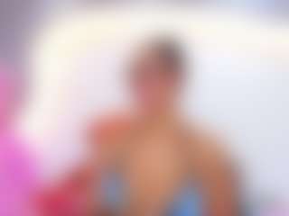 Heidy Wills's Live Sex Cam Show